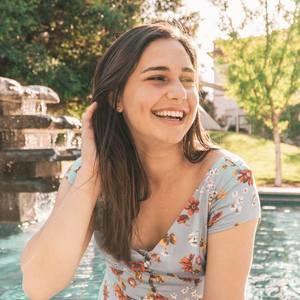 Meet your Posher, Brittney